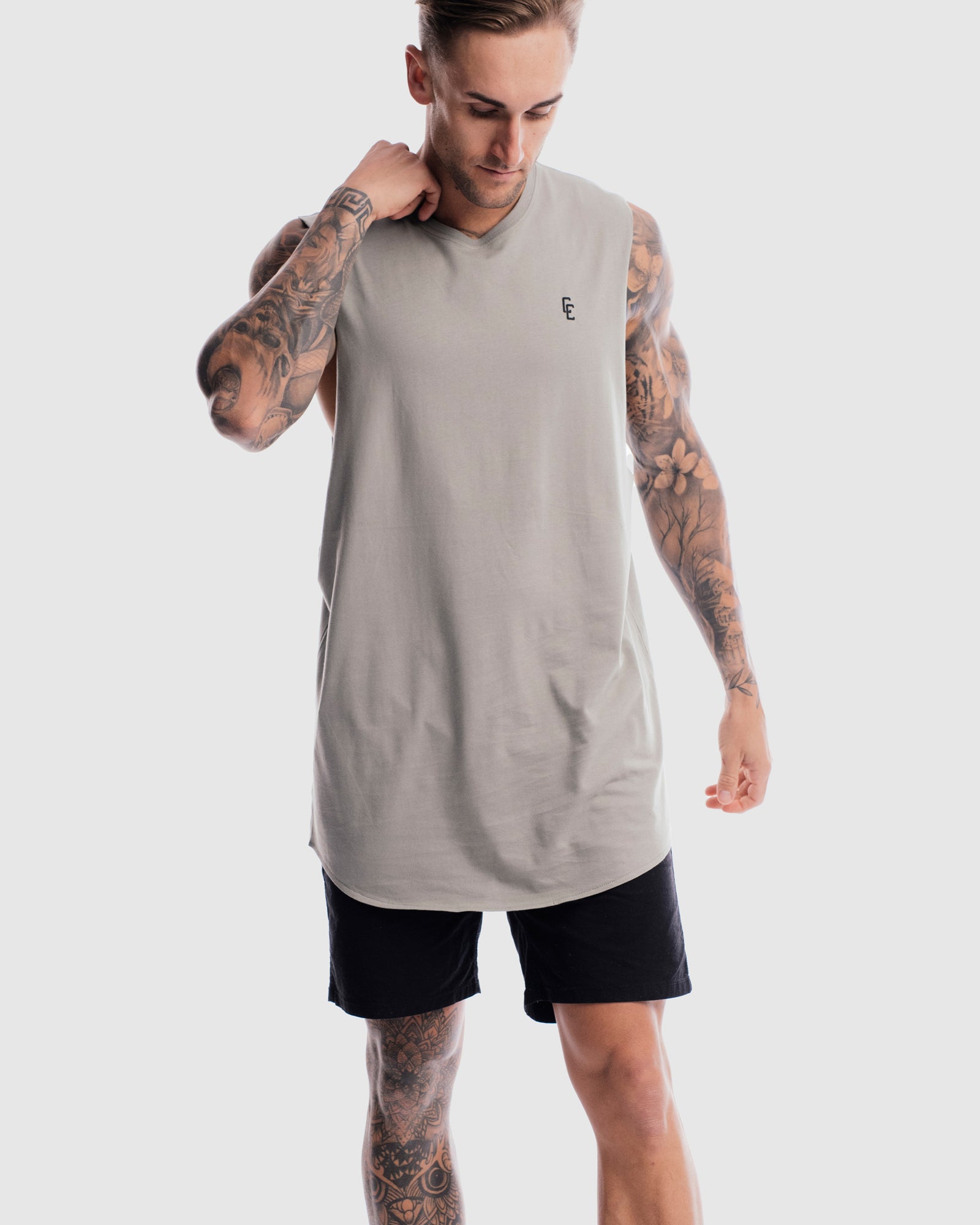 Cypher Rise Curved Hem Tank