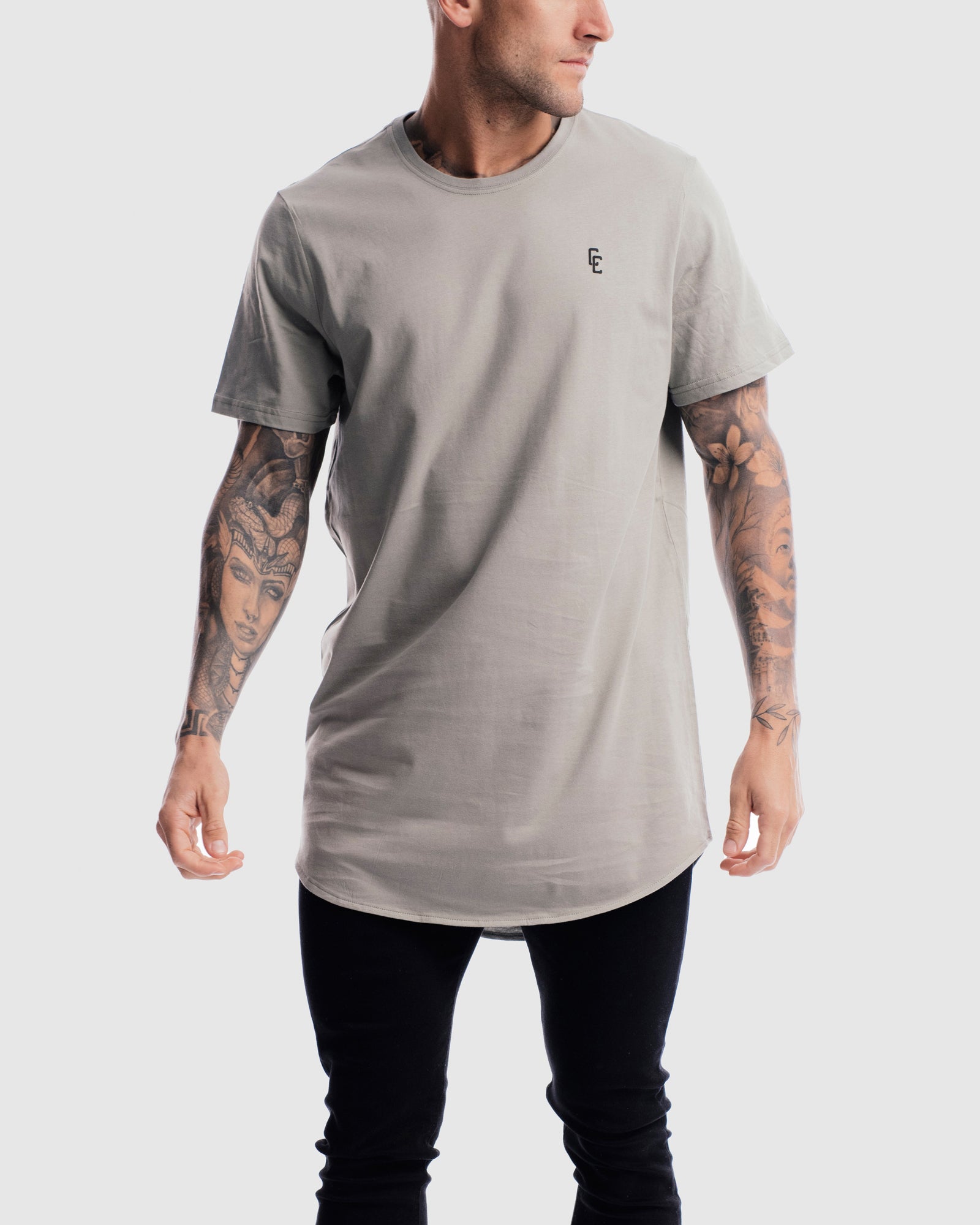 Cypher Rise Curved Hem Tee