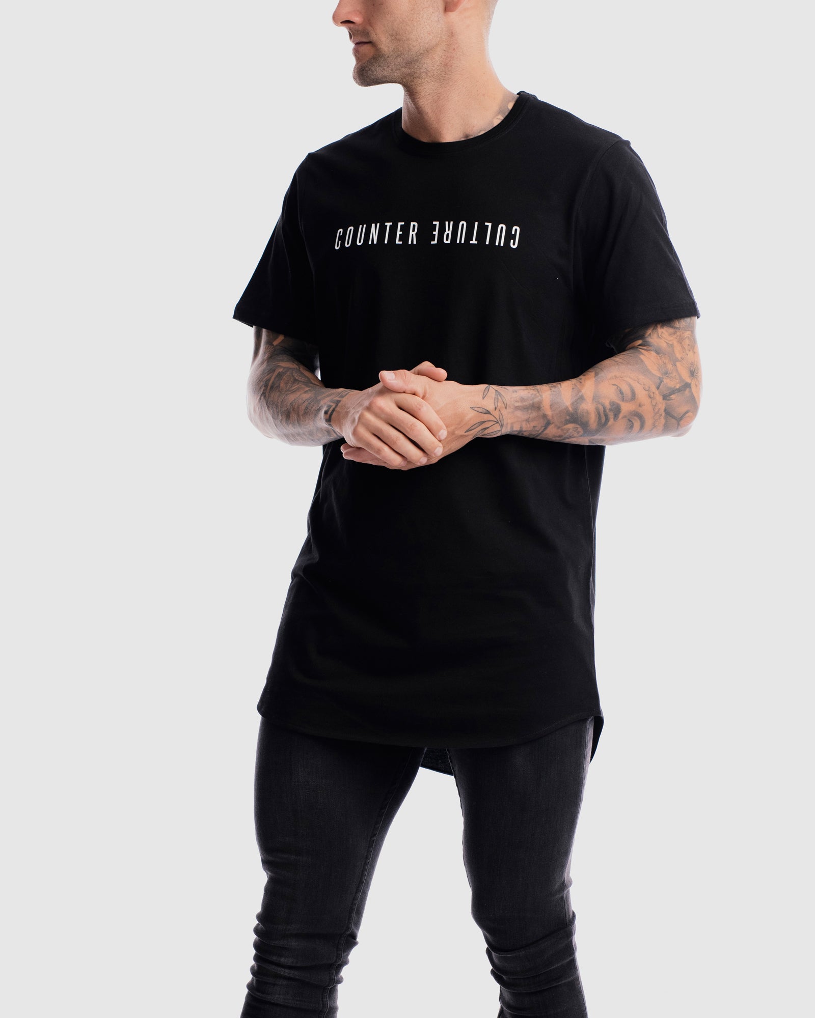 Atlas Curved Hem Tee