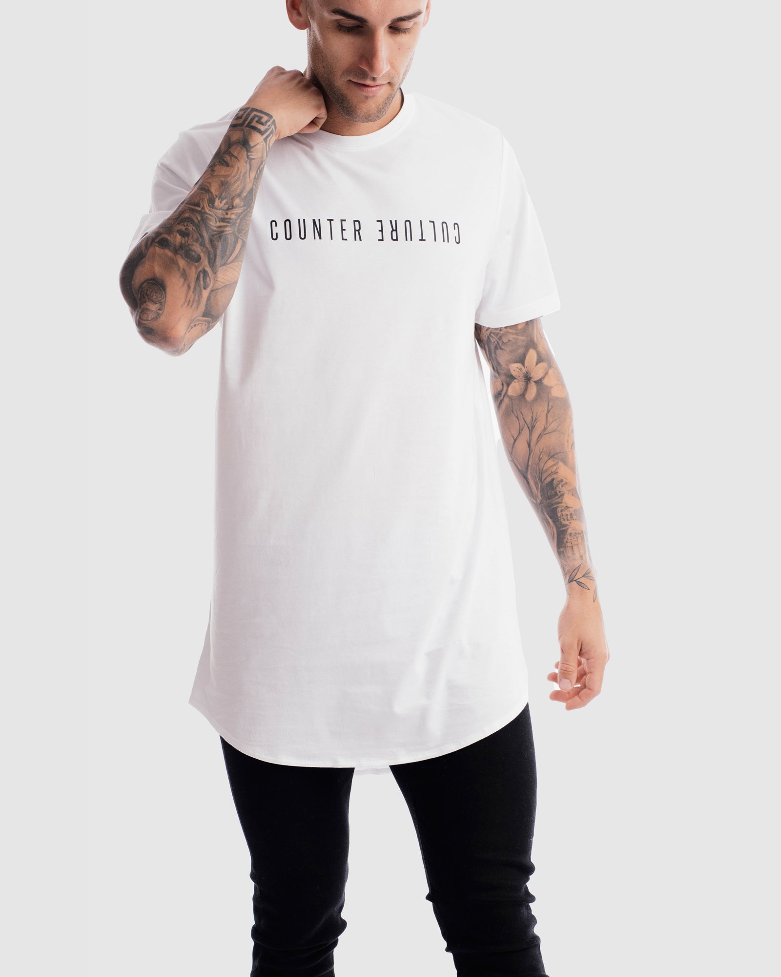 Atlas Curved Hem Tee