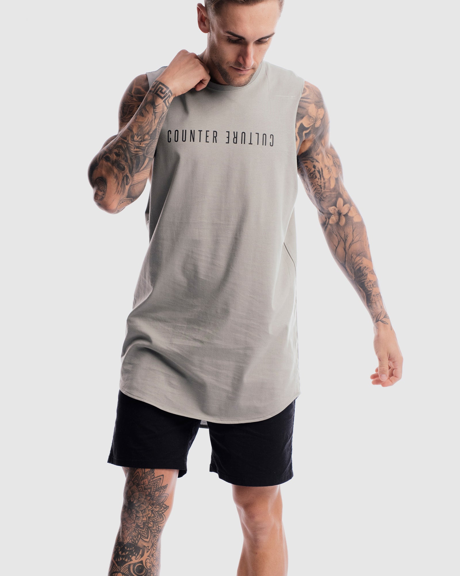 Atlas Curved Hem Tank