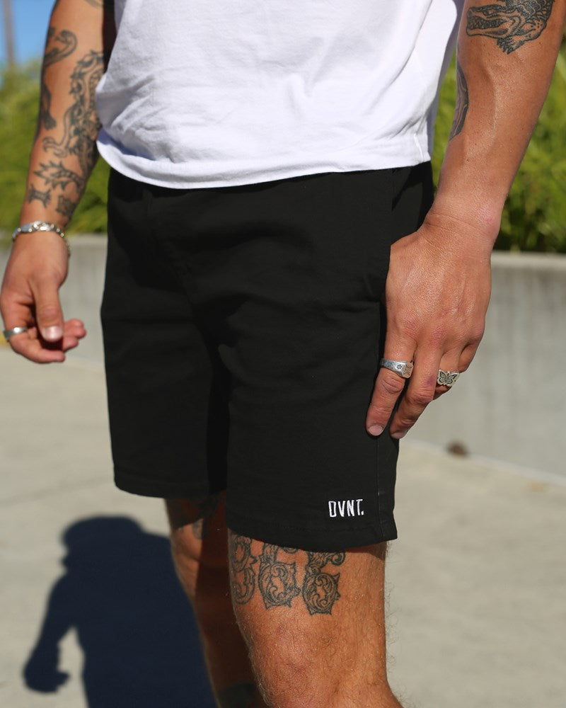 Drop Embroidery Shorts