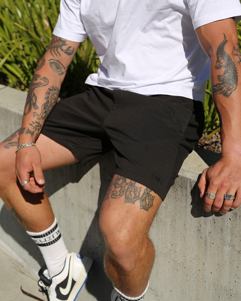 Drop Embroidery Shorts