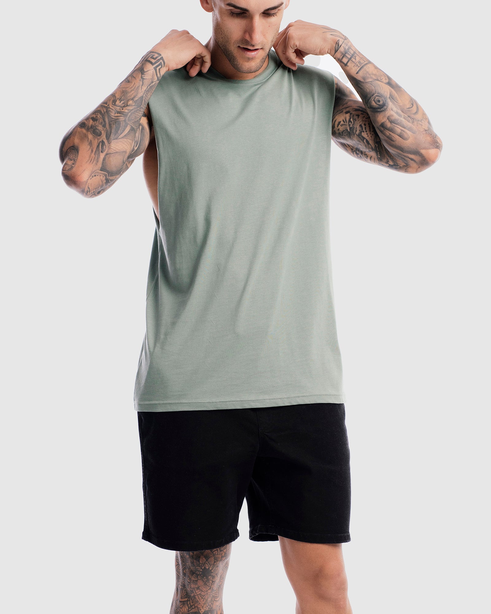 Devoid Premium Tank