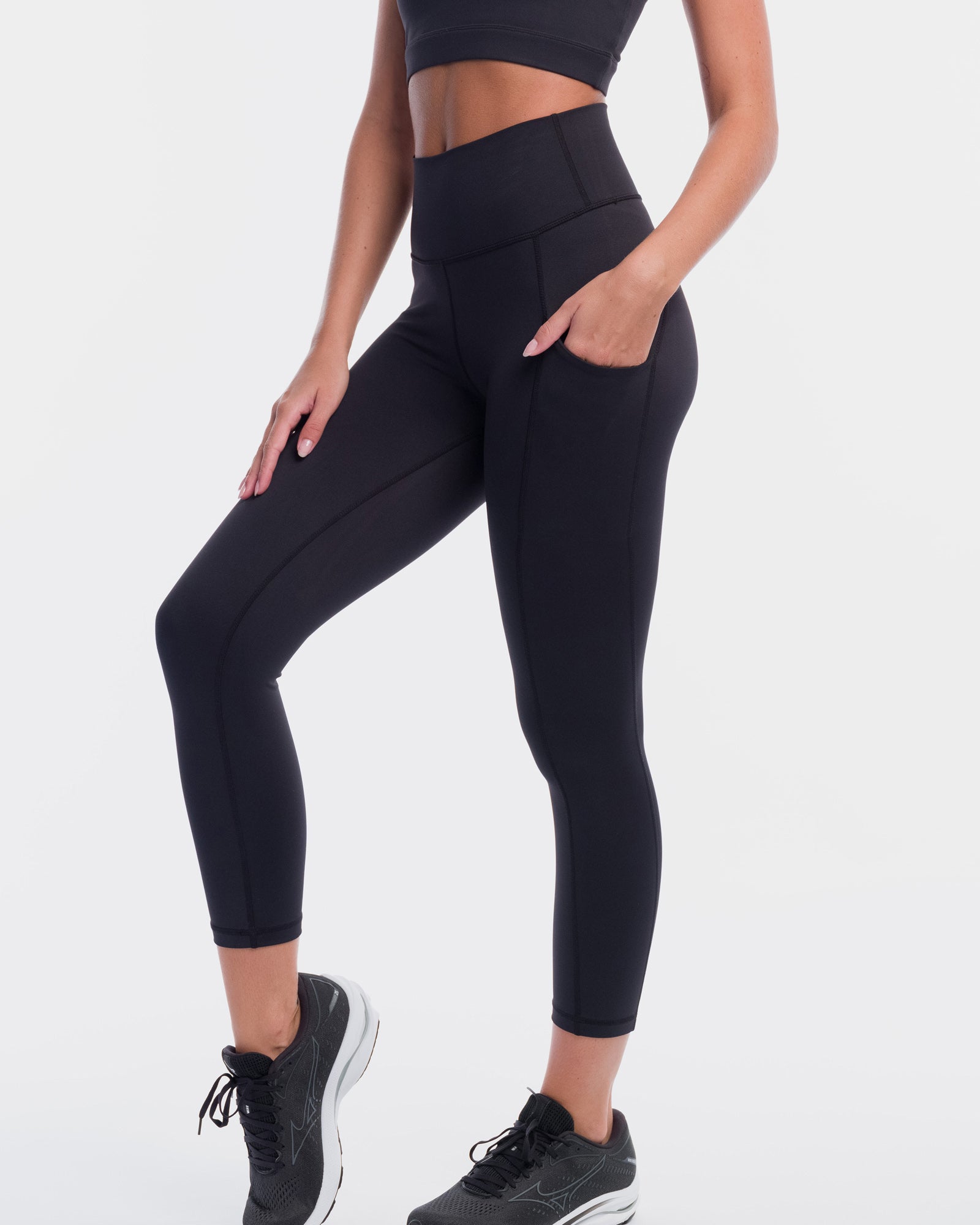 Base 7/8 Pocket Legging