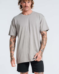 Vacant Tee