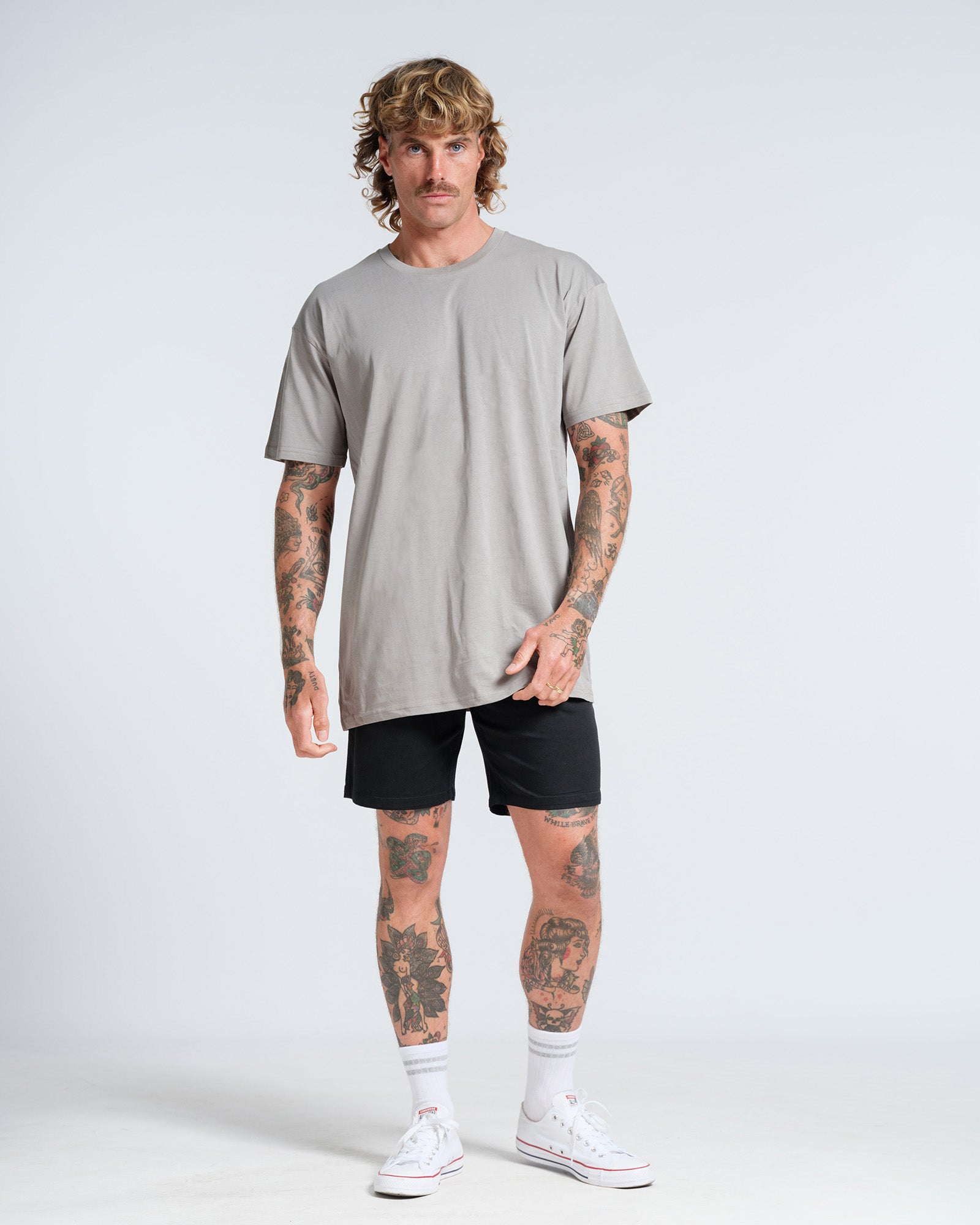 Vacant Tee