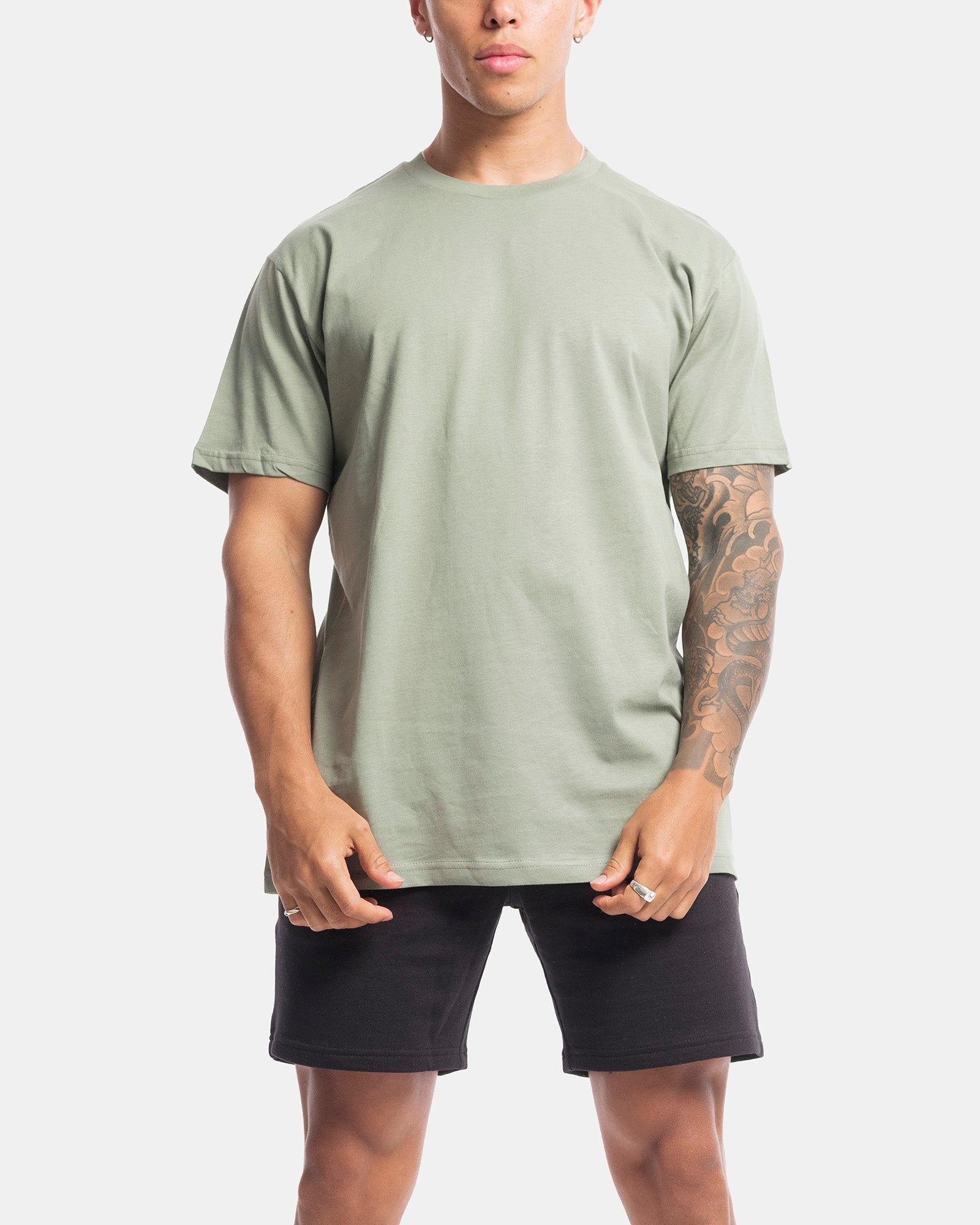 Vacant Tee