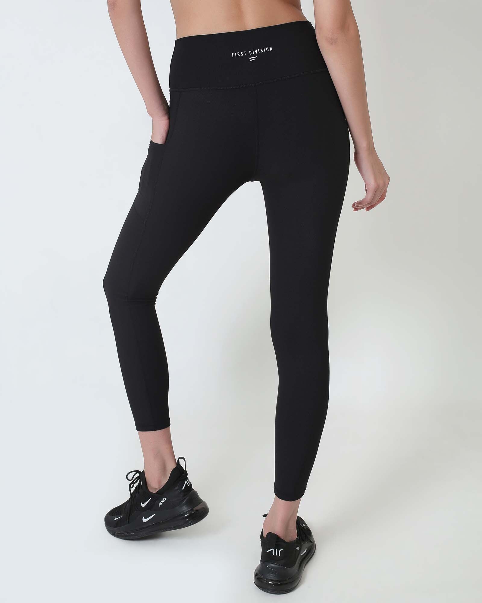 Ribbed Cross Legging