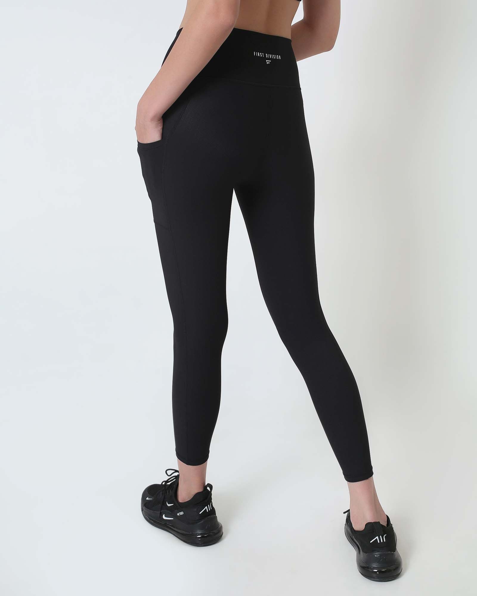 Ribbed Cross Legging