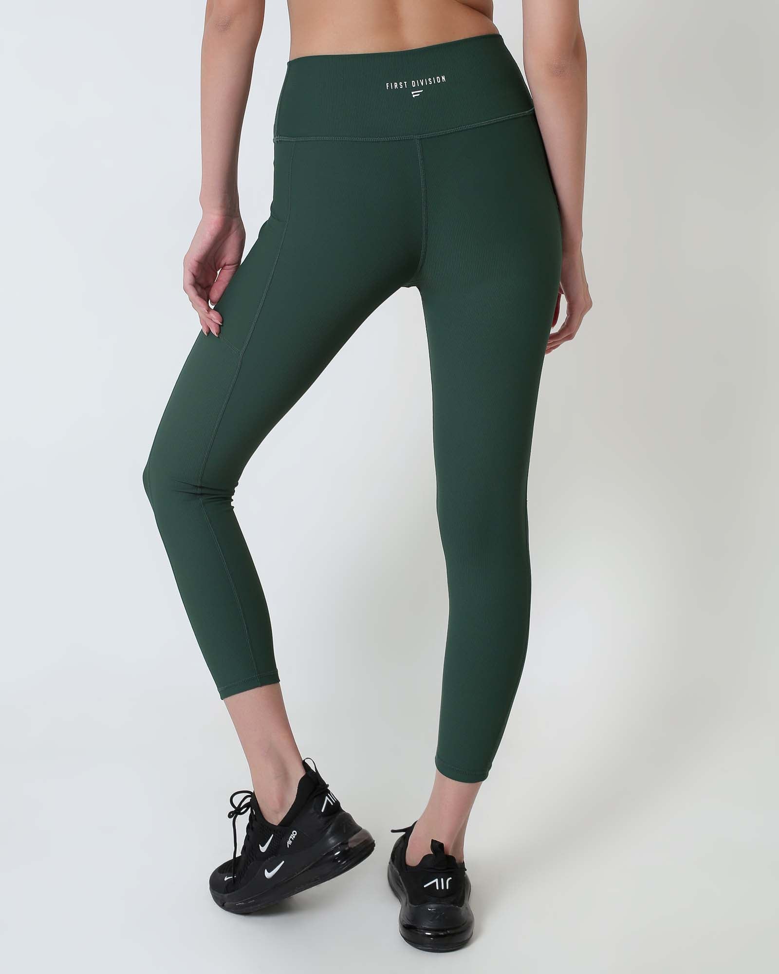 Ribbed Cross Legging