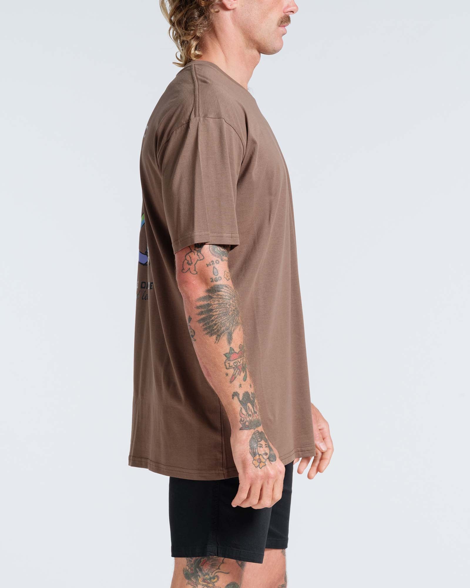 Peace & Leisure Tee