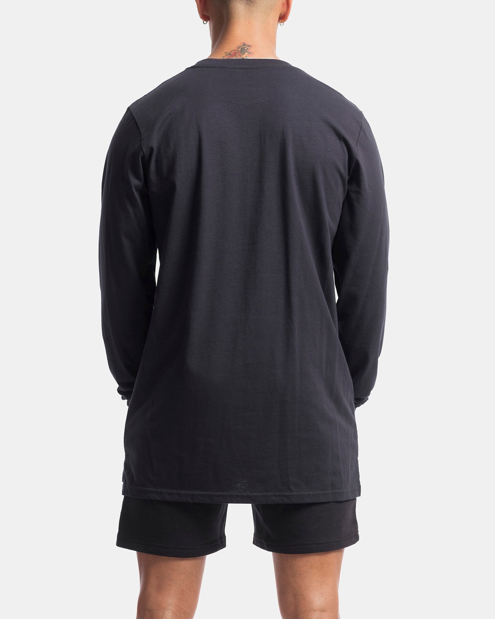 Vacant Long Sleeve Tee