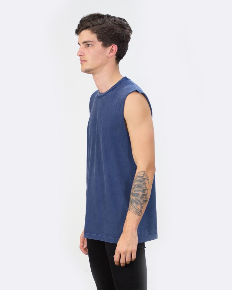 Devoid Premium Tank